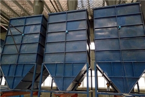 模壓托盤-加工設(shè)備